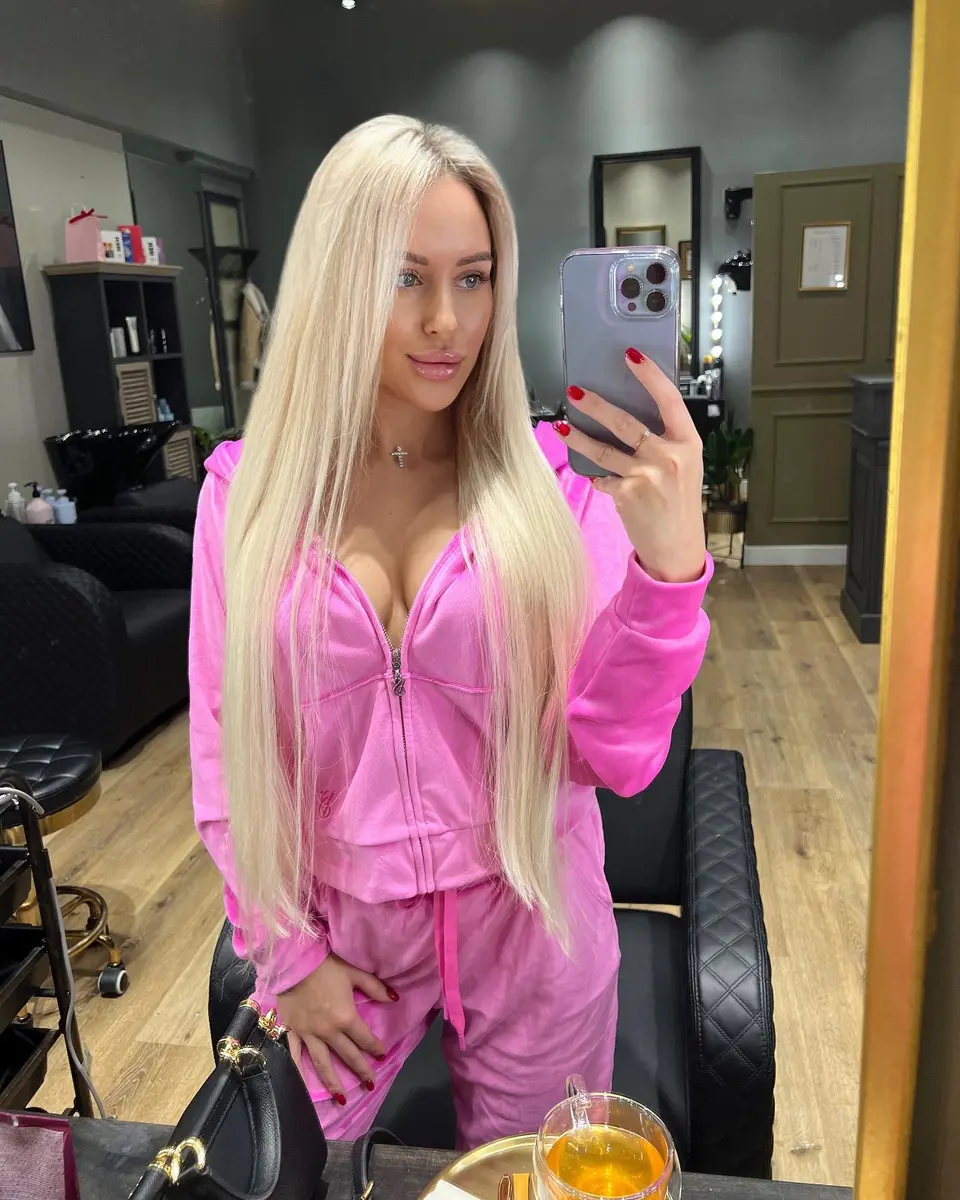 Анжела эскорт в городе Астана