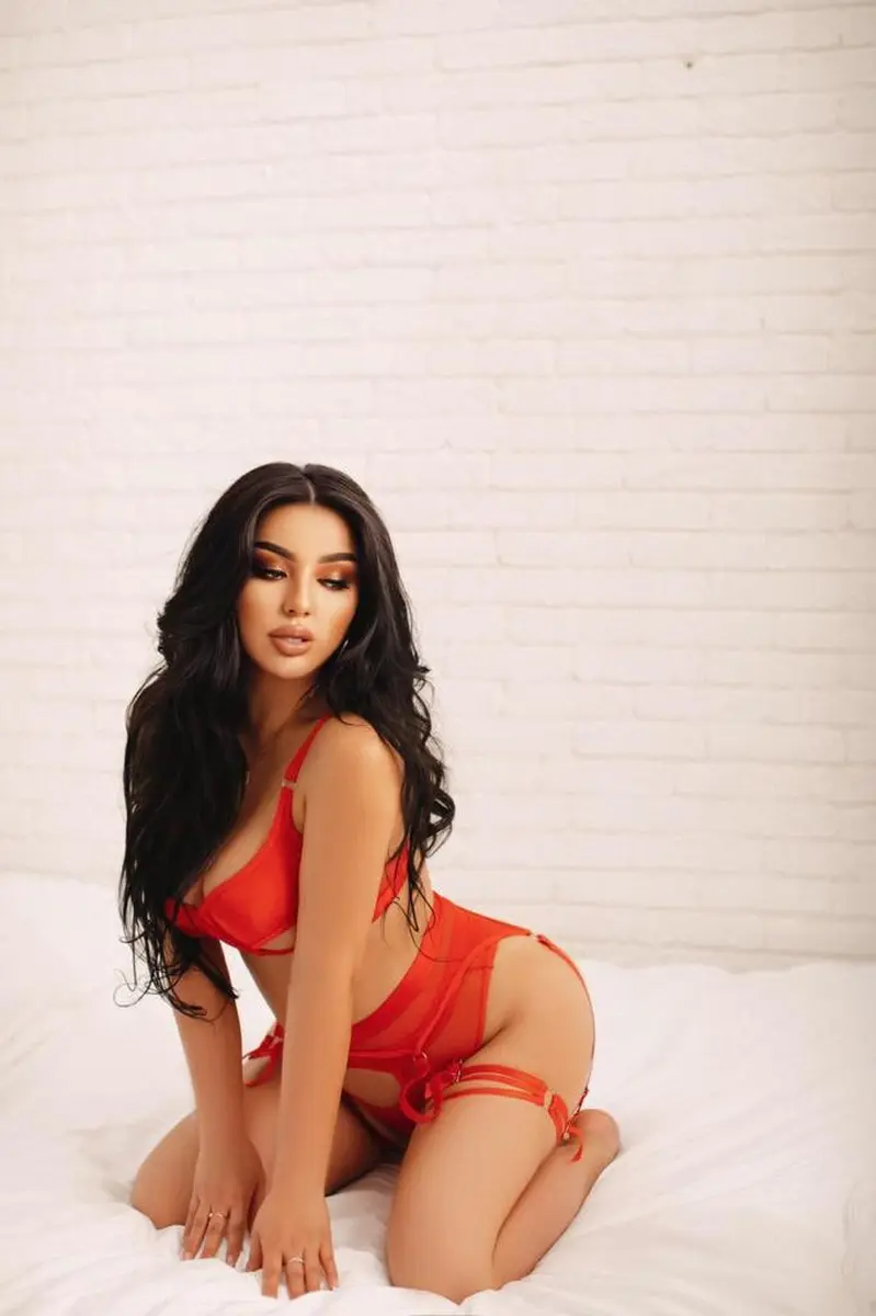 Шанталь эскорт в городе Астана