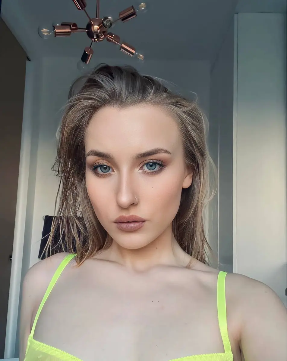 Эмма эскорт в городе Астана