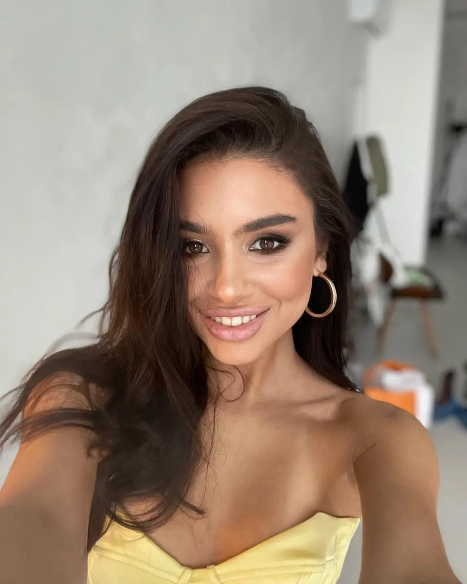 Карина эскорт в городе Астана