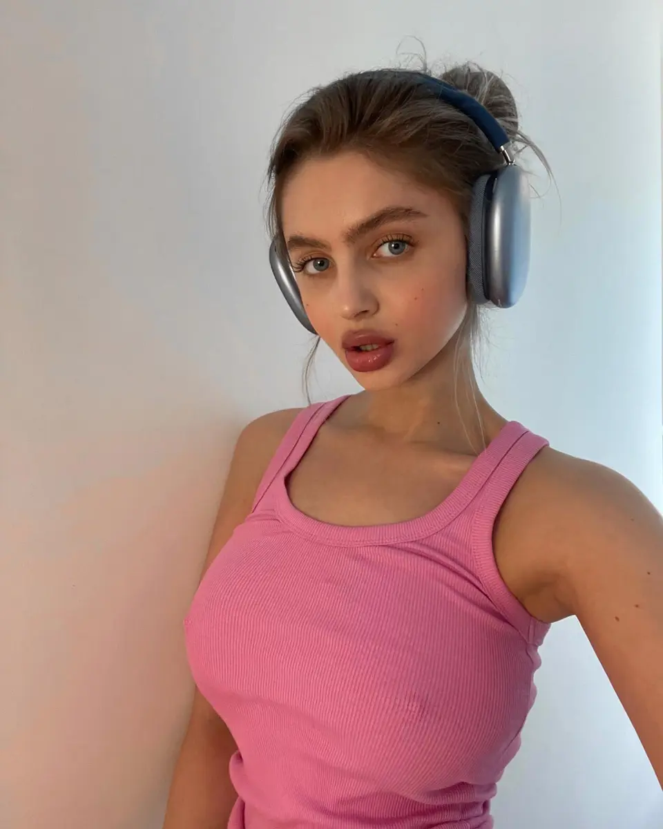 Лилиана эскорт в городе Астана