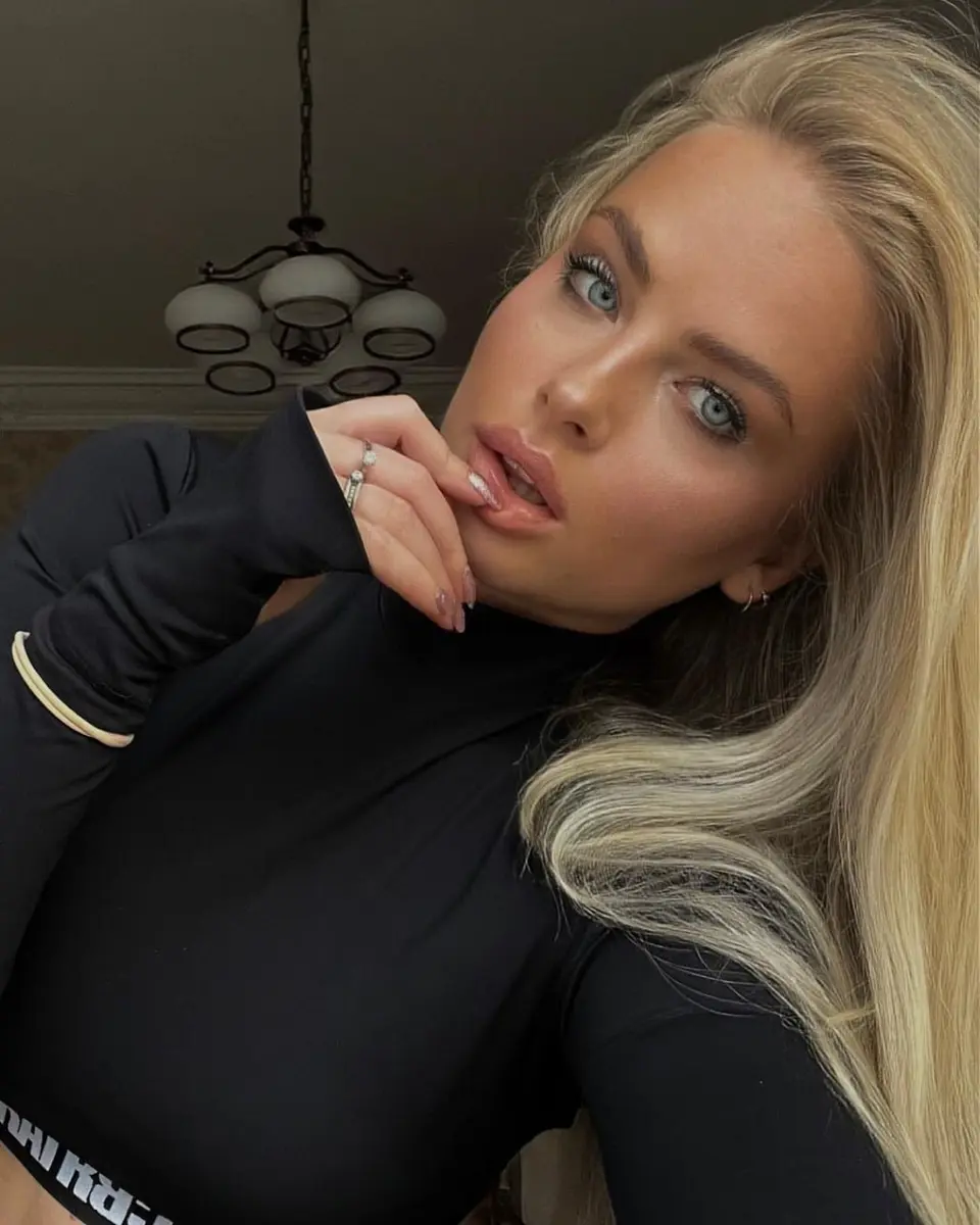 Mari эскорт в городе Астана