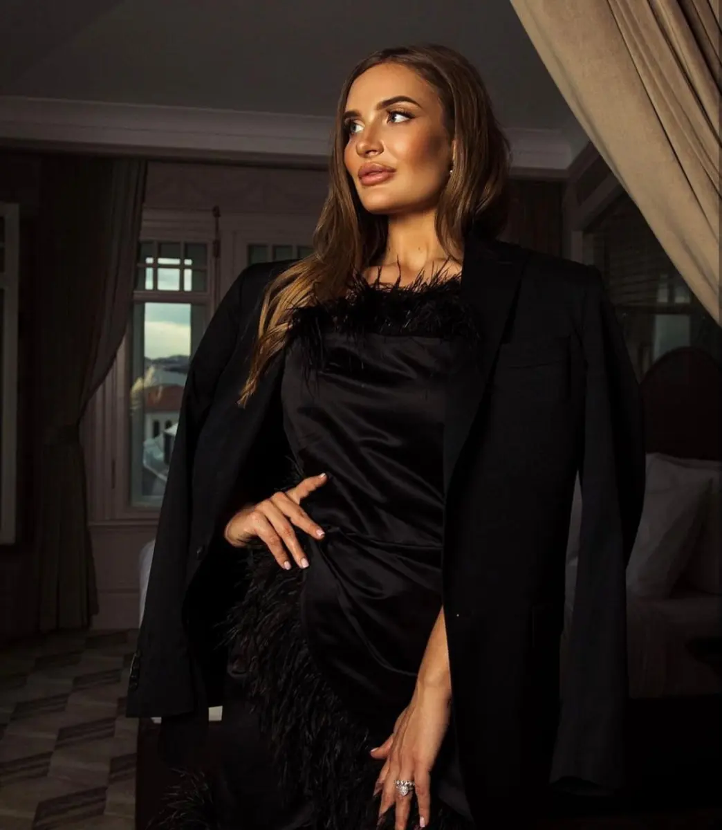 Моника эскорт в городе Астана