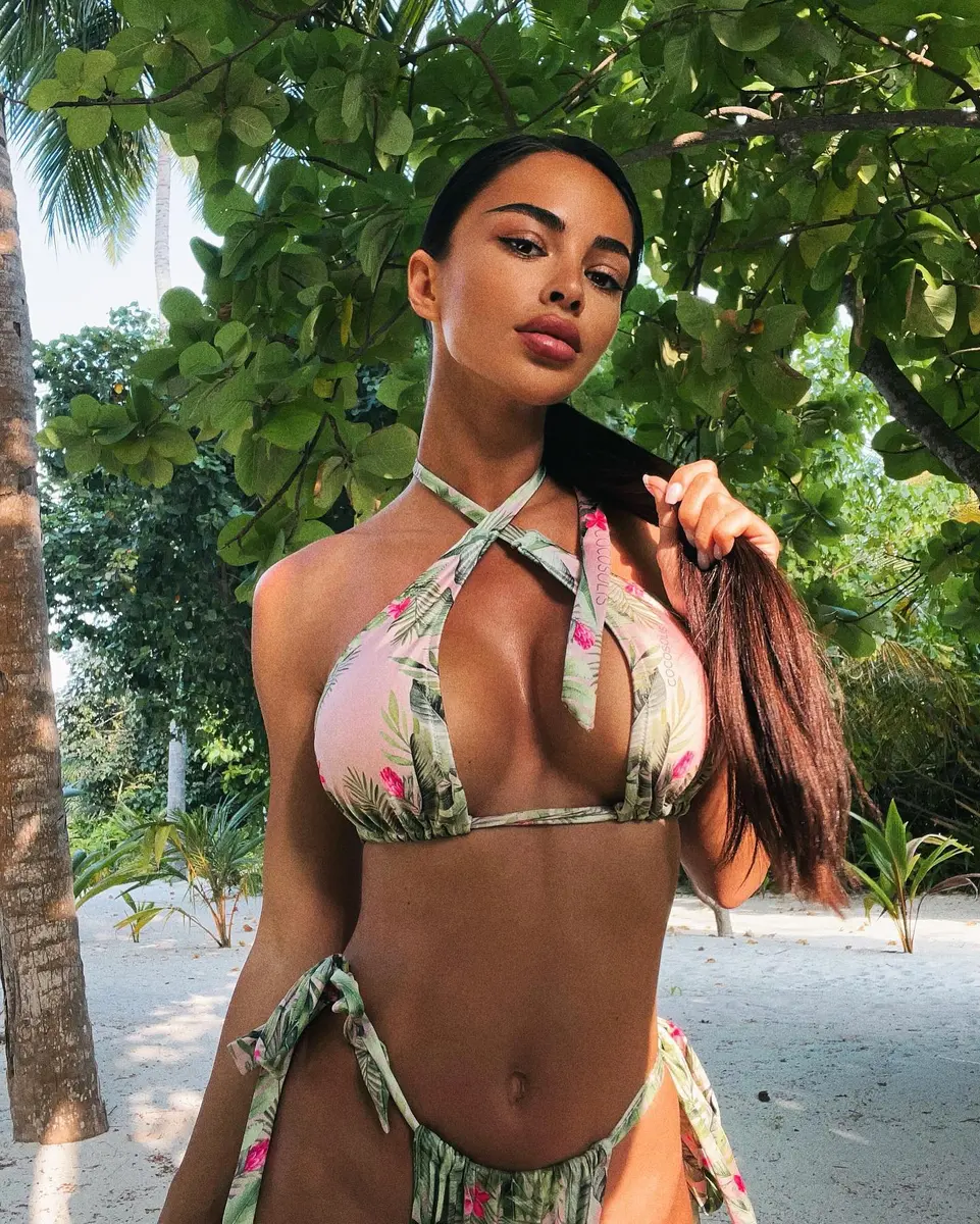 Полина эскорт в городе Астана