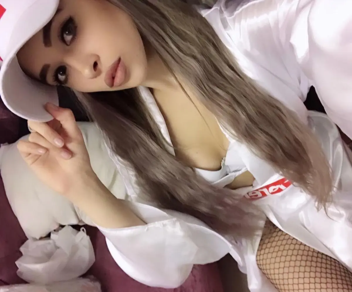 Полли эскорт в городе Астана