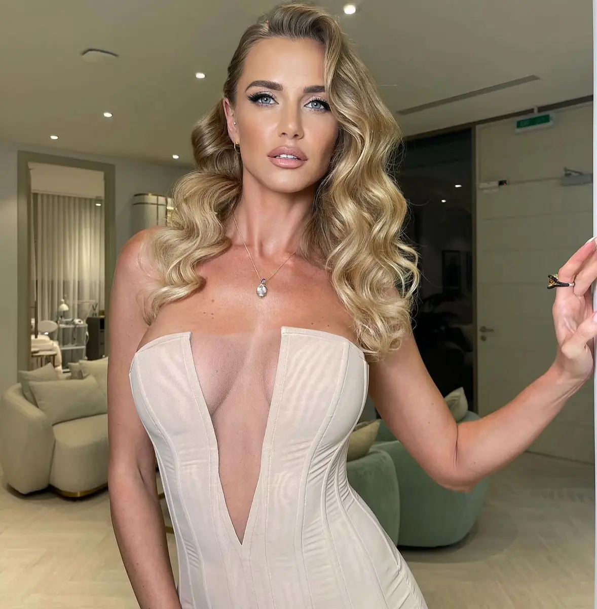 Тиффани эскорт в городе Астана