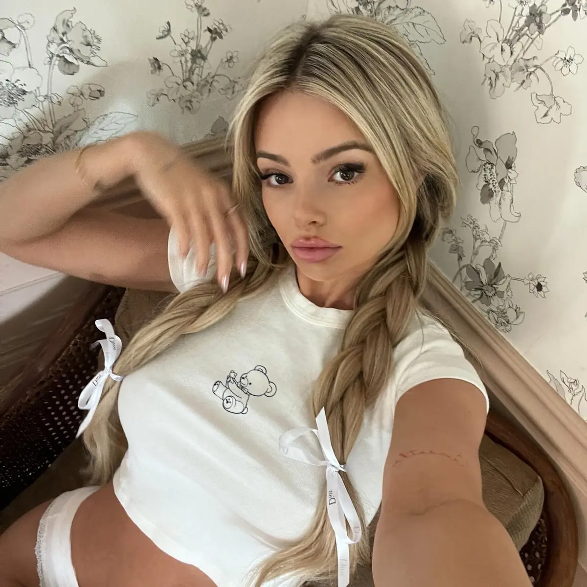 Тоня эскорт в городе Астана