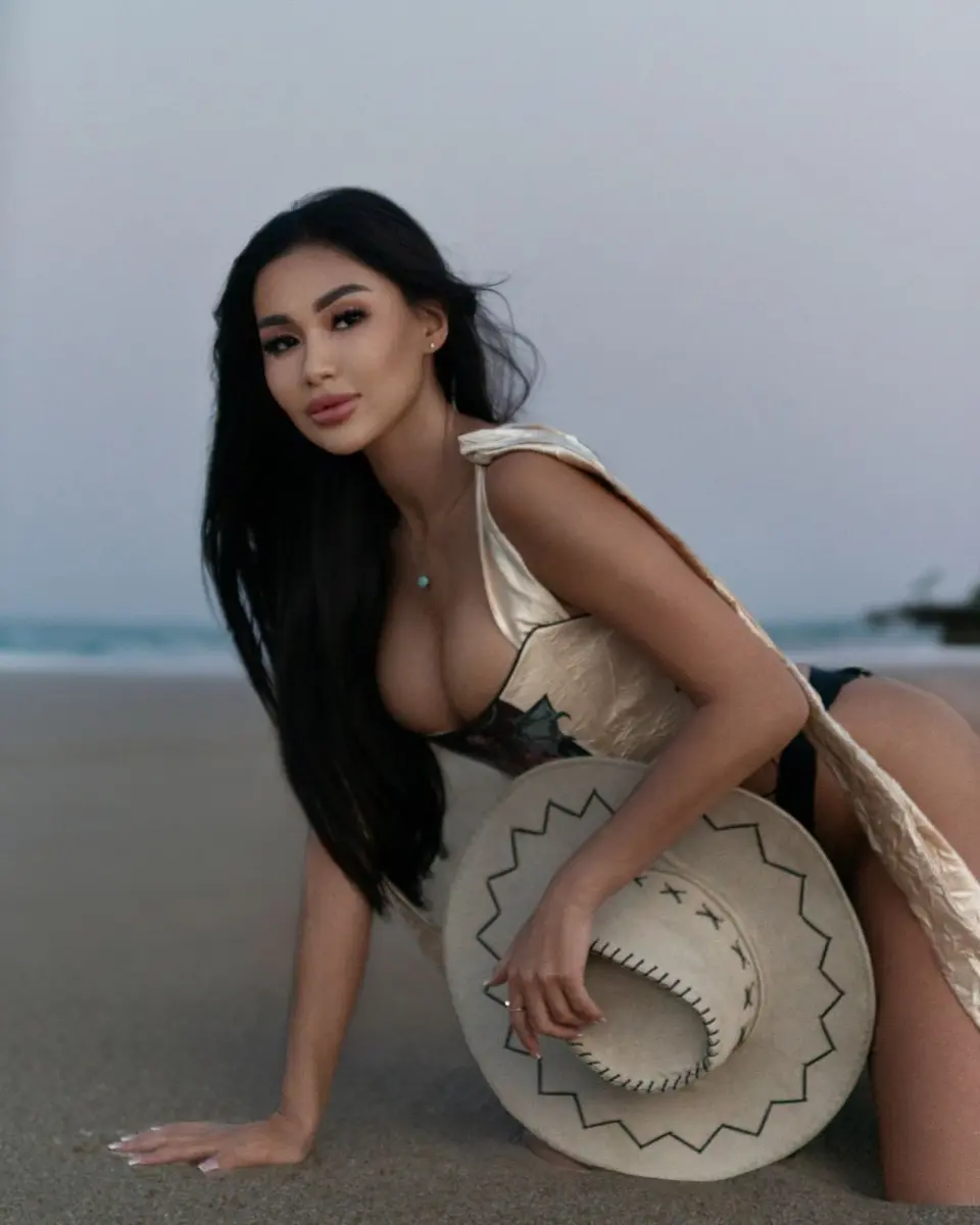 Зари эскорт в городе Астана